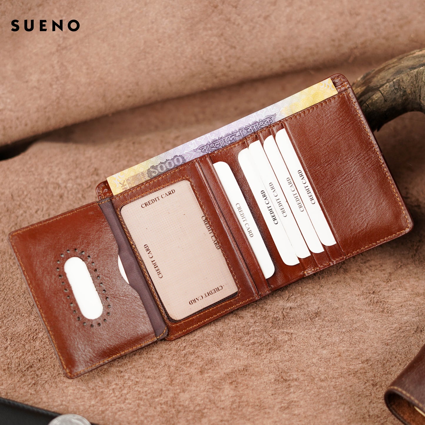 Bi-fold Leather Wallet